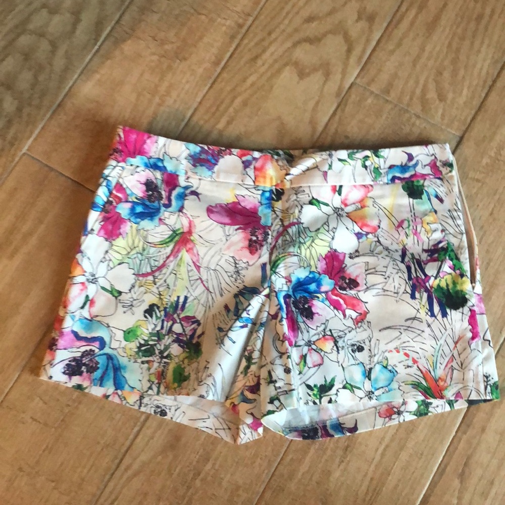 Express shorts EUC. Size 6